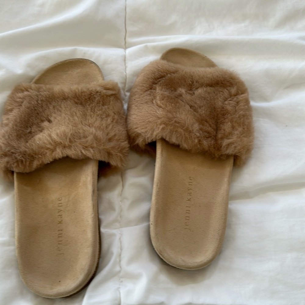 Jenni Kayne furry slides